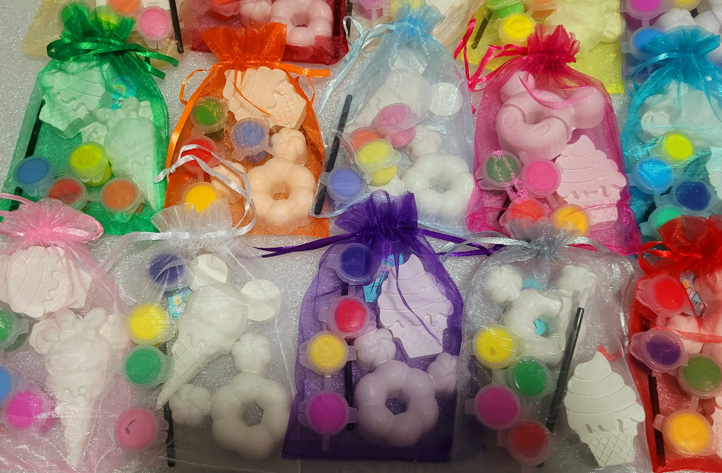 PARTY FAVOURS Mini plaster painting ice cream food Sweet Candy donuts cupcake Plaster Painting party favours favors birthday gifts