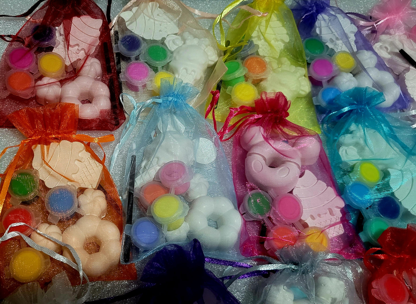 PARTY FAVOURS Mini plaster painting ice cream food Sweet Candy donuts cupcake Plaster Painting party favours favors birthday gifts