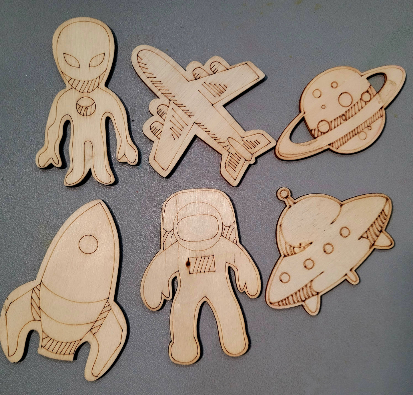 Wooden magnet paint kits astronaut space alien