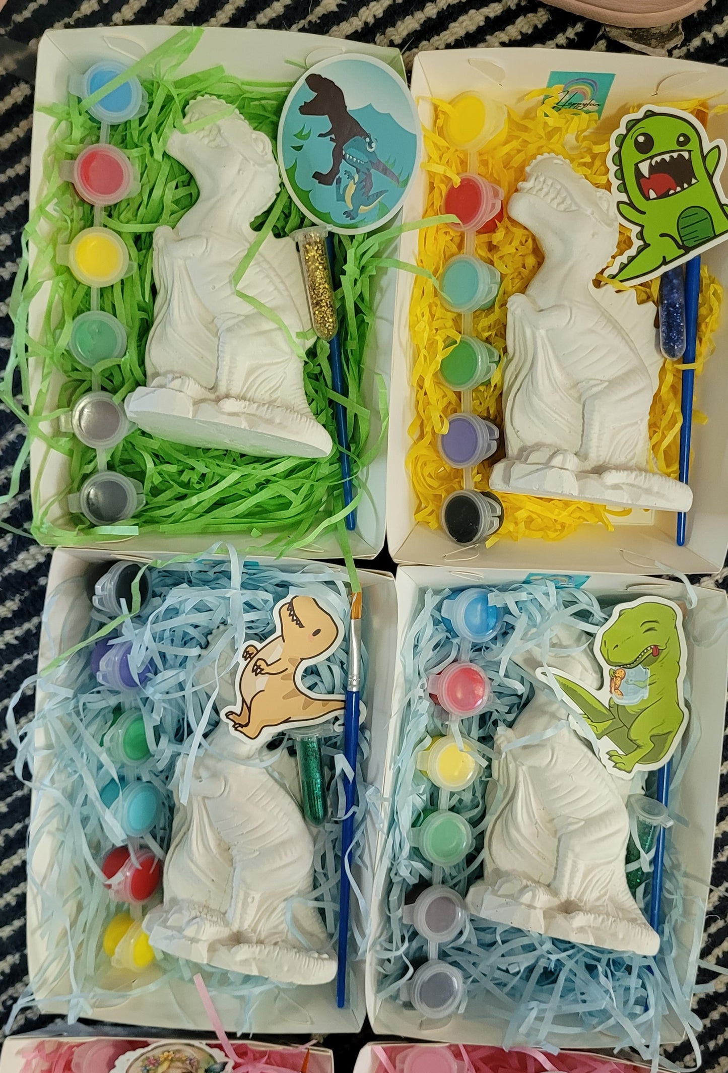 3D Dinosaur dinosaurs Plaster painting for pary favours party favors birthday gifts boy girl kids art craft school holidays