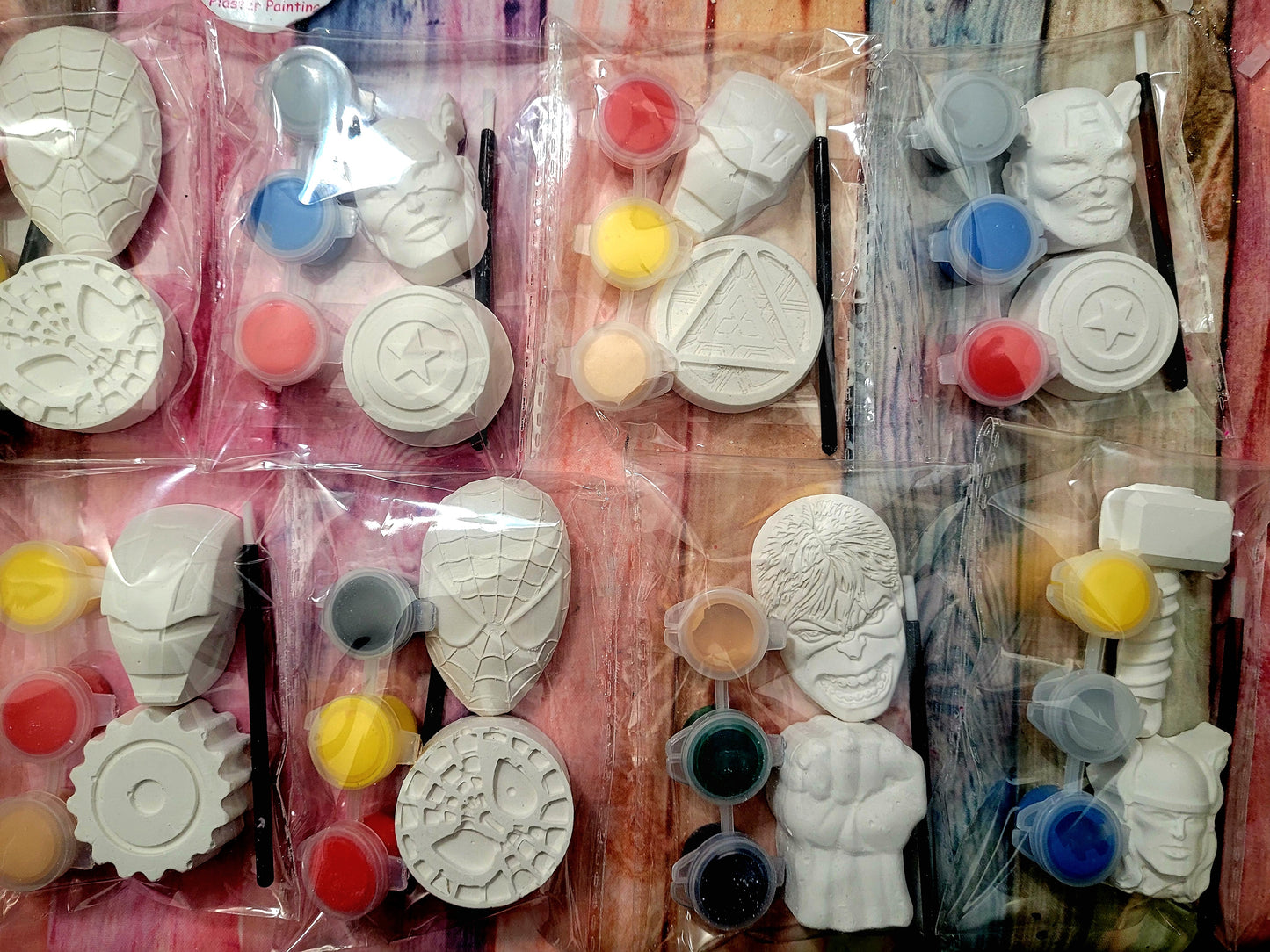 Plaster painting party favours characters for boy birthday gifts return filling