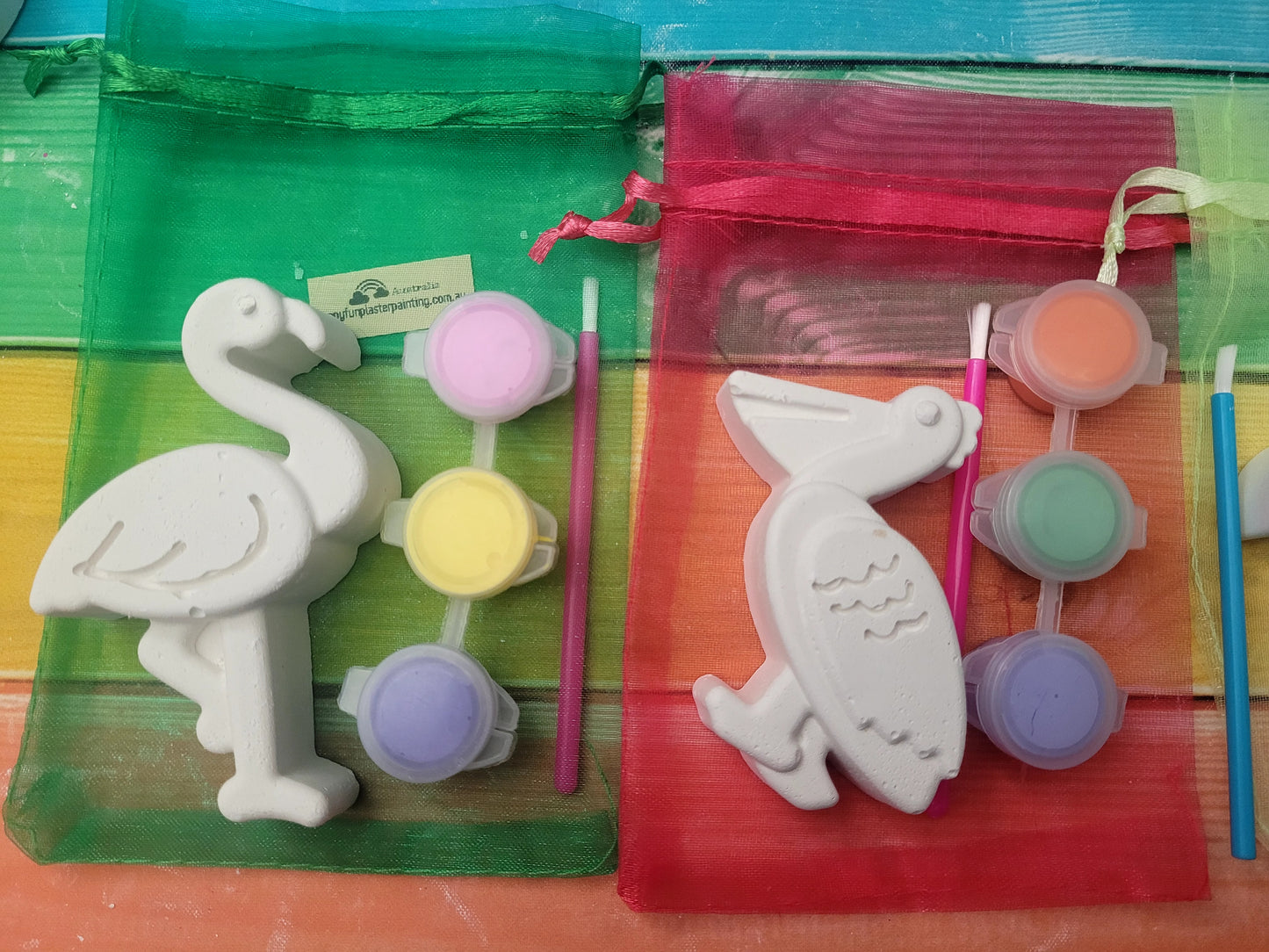 Birds jungle animals Plaster Painting party favors