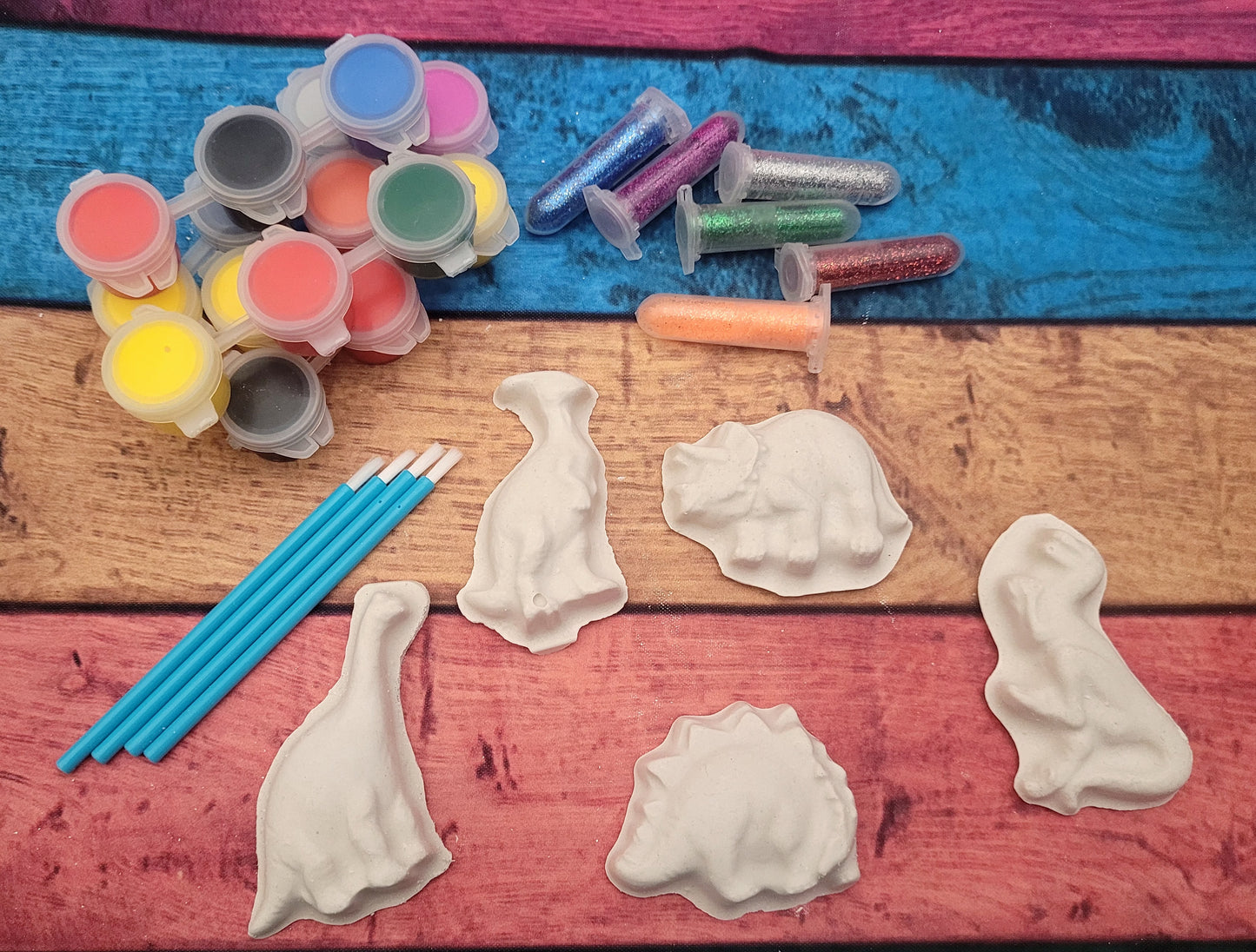 Mini Dinosaurs Plaster Painting Party favours