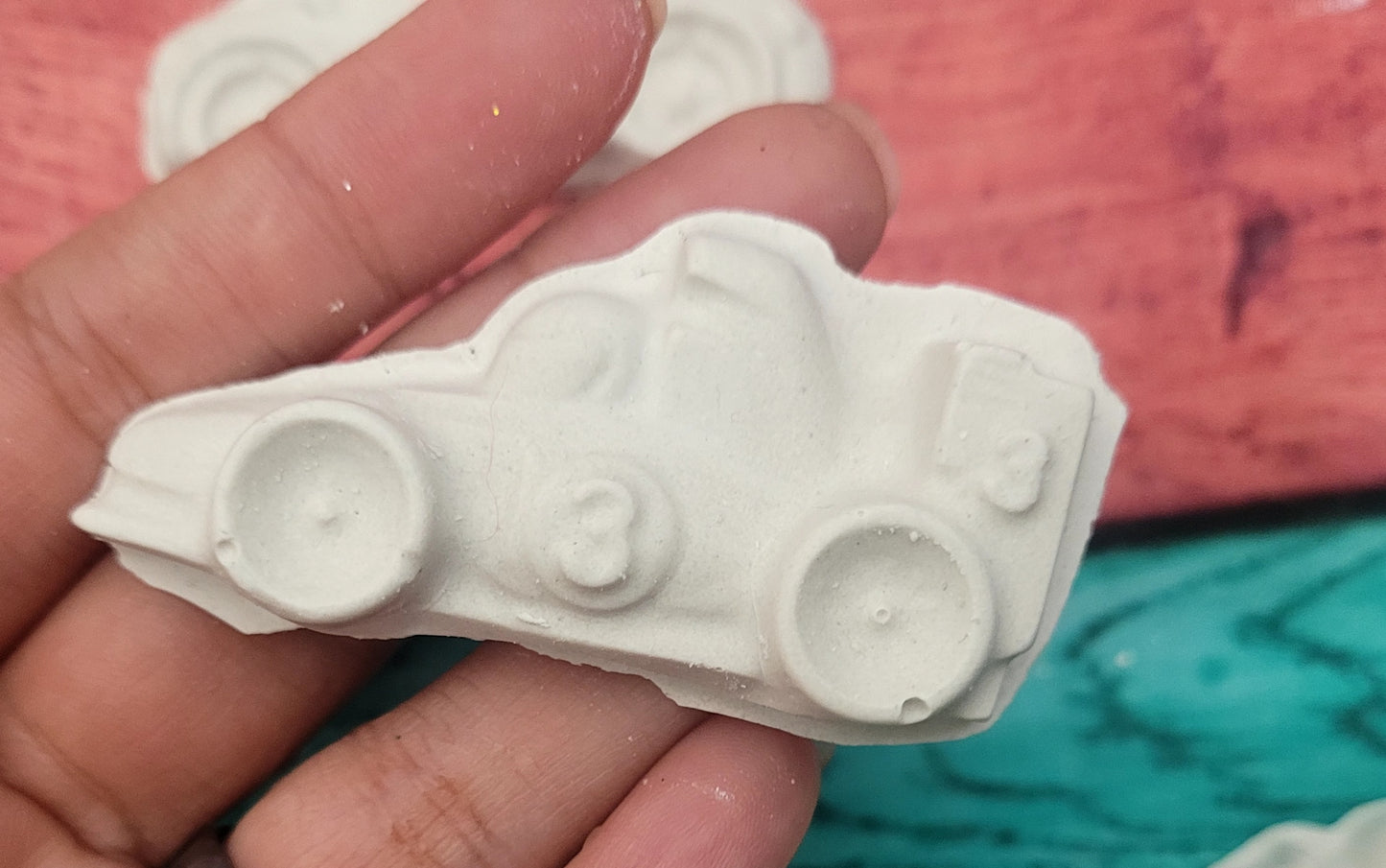 Bulk racing car Mini vehicles Plaster Painting party favours