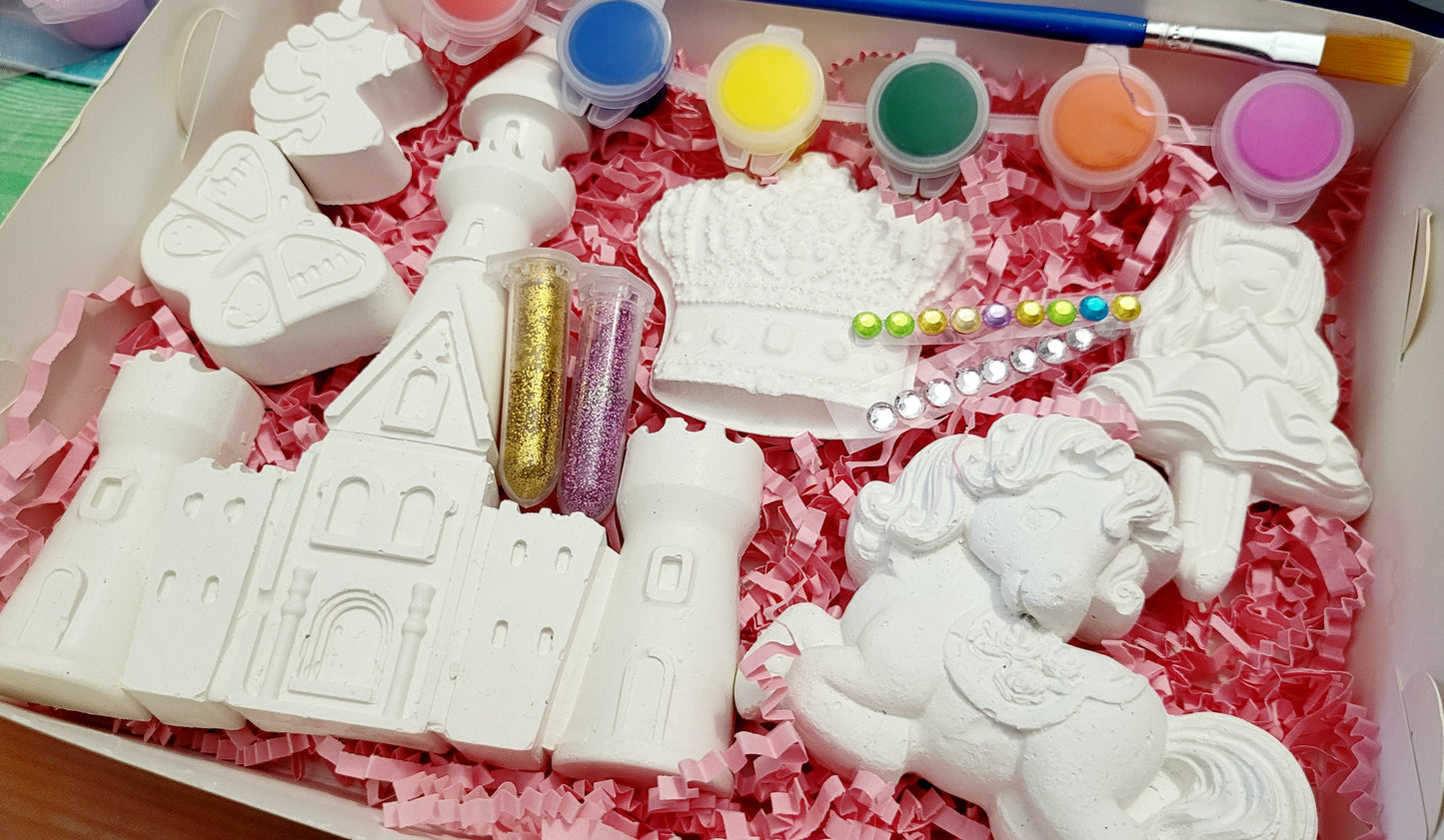 Girl gift pack castle crown horse Plaster Painting rainbow birthday girl present gift set