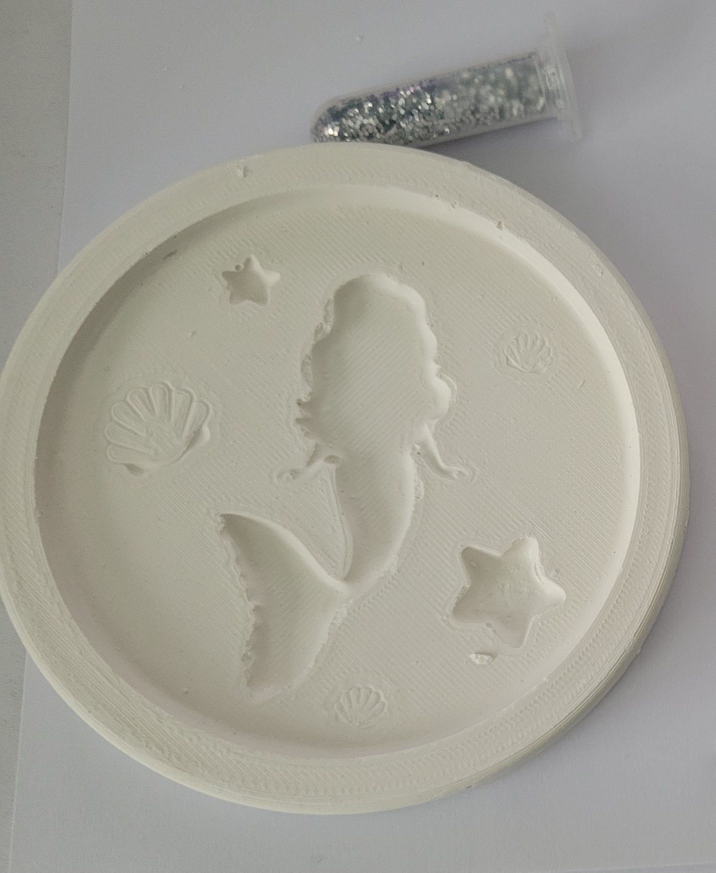 Mermaid girl with plate holder shell under water sea animal plaster Painting for girl party favours princess paint your own