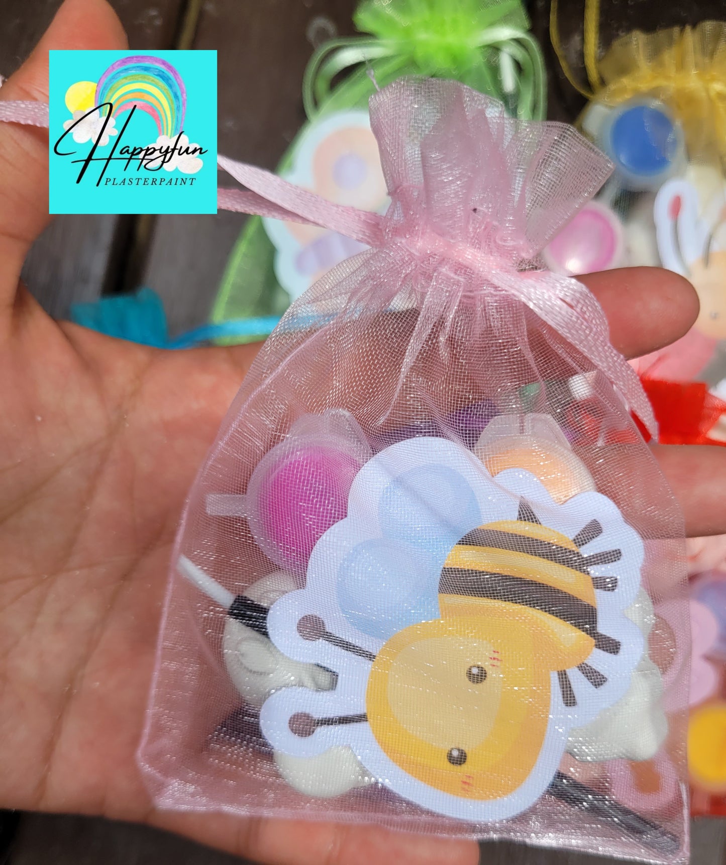 2 Mini bug bee butterfly caterpillar Animal animals Plaster Painting Party favour  birthday party favours  kids school gifts birthday