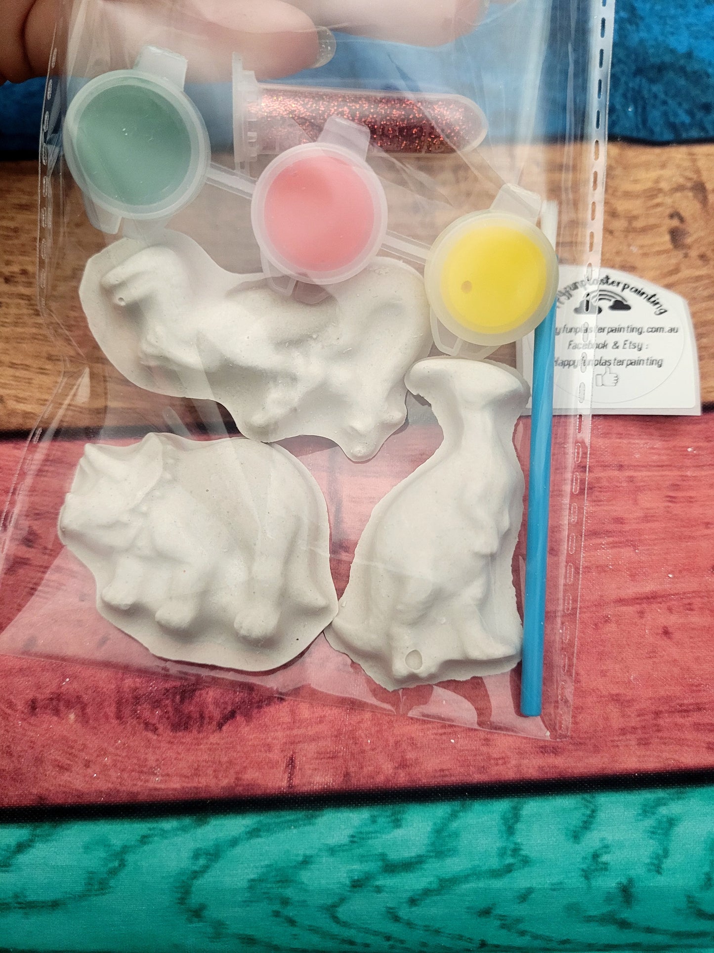 Bulk Mini  Dinosaurs Plaster Painting  Party favours