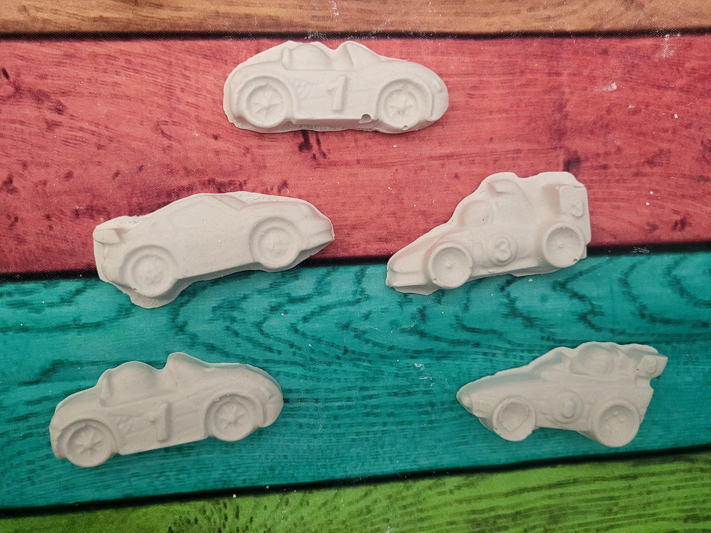 Bulk racing car  Mini vehicles Plaster Painting party favours