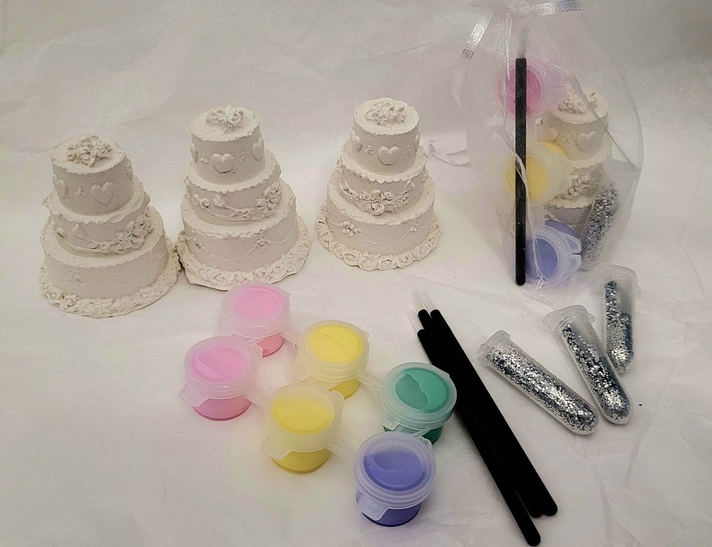 Wedding cake plaster Painting for girl party favours